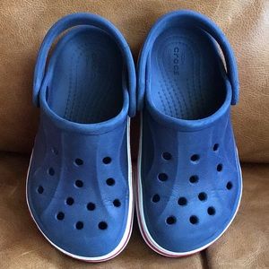 Crocs size 10